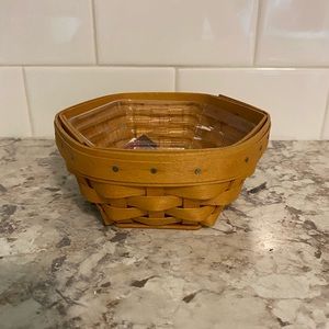 Hostess Sage Basket